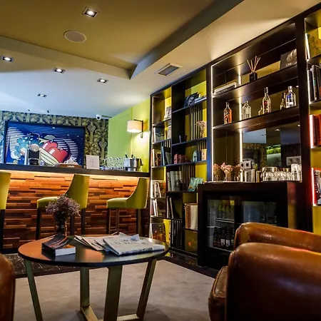 Ξενοδοχείο Miro